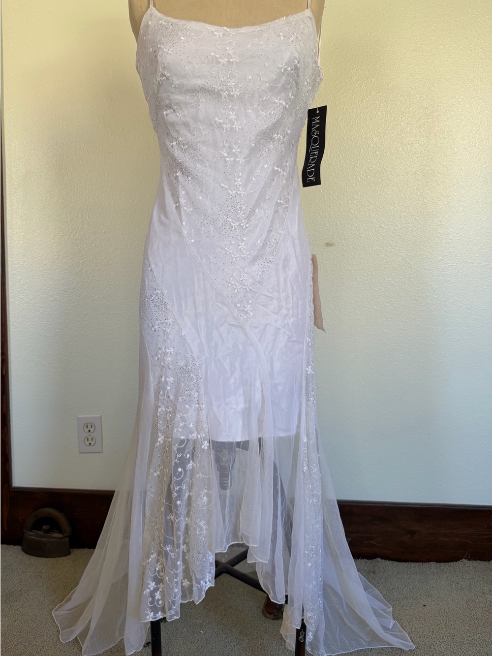 Vintage Y2K Masquerade White Embroidered Mesh Overlay Prom Dress Gown NWT 5/6